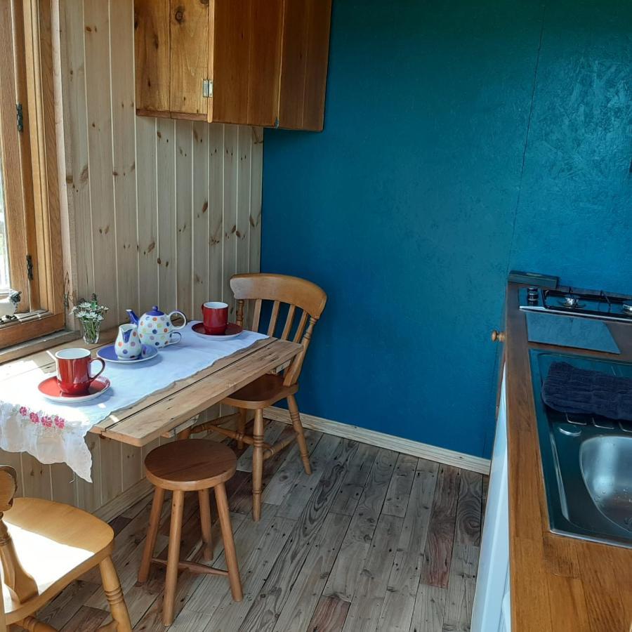 Eco Accommodation Cornflower كرافن آرمز المظهر الخارجي الصورة