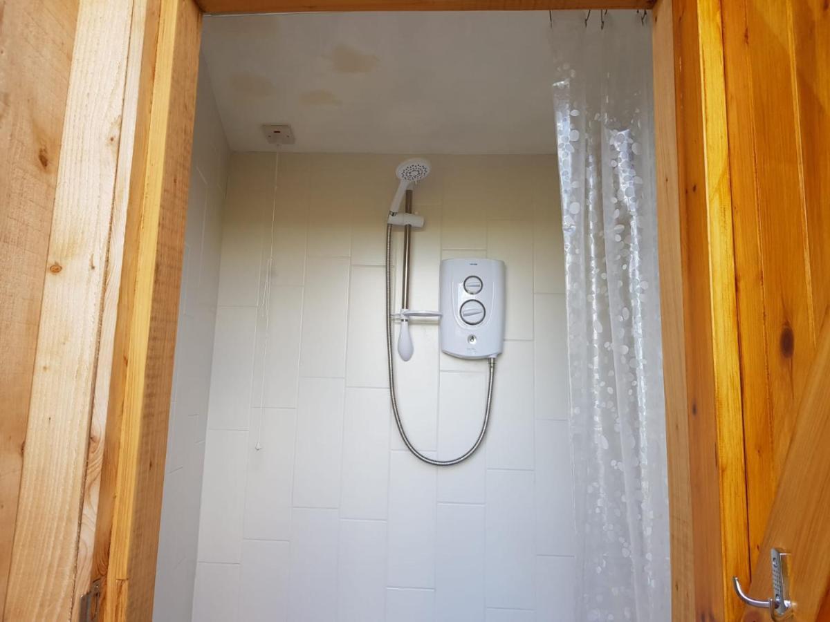Eco Accommodation Cornflower كرافن آرمز المظهر الخارجي الصورة