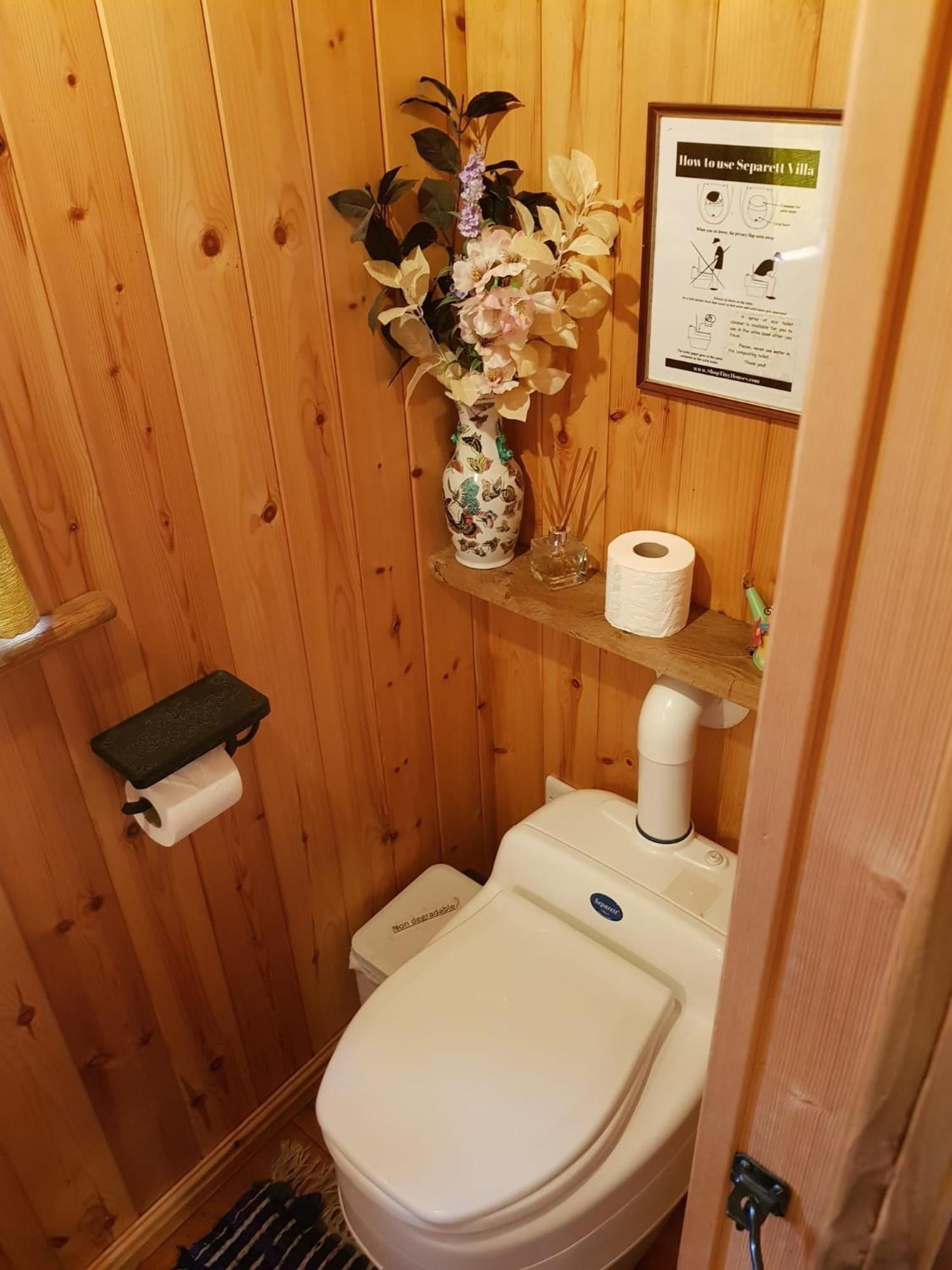 Eco Accommodation Cornflower كرافن آرمز المظهر الخارجي الصورة