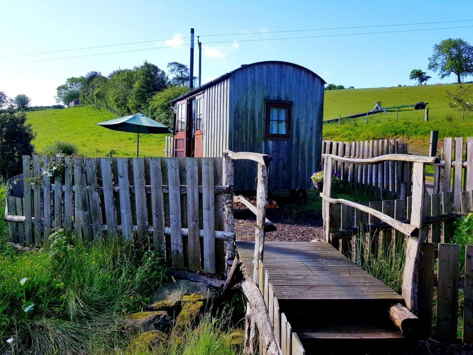 Eco Accommodation Cornflower كرافن آرمز المظهر الخارجي الصورة
